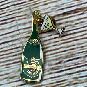 Hard Rock Hotel Las Vegas 1993 Champagne Bottle Martini Glass‎ Pin